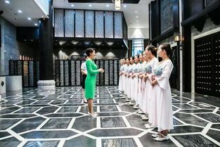 不學禮,無以立 夢里老家開展服務禮儀培訓,強化景區(qū)服務意識